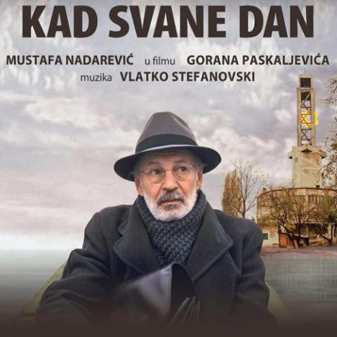 O cineasta iugoslavo Goran Paskaljevic em 2012 lançou o seu filme QUANDO O DIA AMANHECE. A história é sobre um professor de música aposentado que um dia recebe uma notícia que vai mudar por completo a sua vida e a própria identidade. Num antigo parque  onde eram realizadas feiras, hoje se transformou num cortiço. Quando funcionários da prefeitura foram consertar a tubulação de água num antigo parque de Belgrado encontraram uma pequena caixa que havia sido enterrada no início da década de quarenta. 