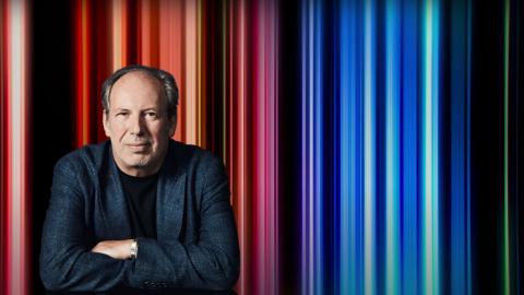 O programa A Música no Cinema deste domingo dia 13, vamos falar da carreira, dos prêmios, das trilhas e da carreira concertista olímpica que Hans Zimmer tem empreendido.