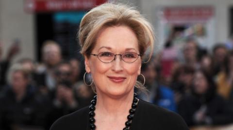 MERYL STREEP ATUA E CANTA.