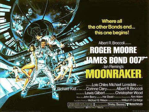 Em 1979 007 Contra O Foguete da Morte.O agente James Bond persegue um milionário excêntrico que desenvolveu um projeto espacial particular: um foguete que pode exterminar toda a vida existente na face da Terra. Roger Moore cada vez mais convincente como James Bond.