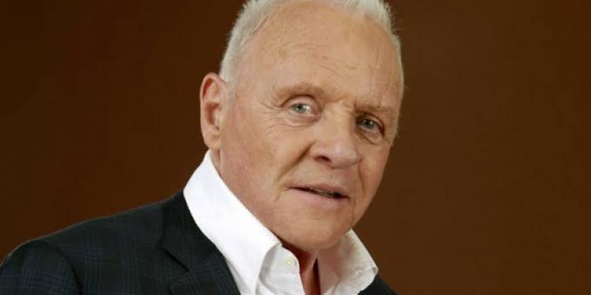 Anthony Hopkins nasceu na pequena localidade de Margam, que fica em West Glamorgam Wales, País de Gales, no dia 31 de dezembro de 1937. A filmografia de Hopkins foi iniciada em 1966, já totaliza 138 filmes com ele atuando, tendo dirigido três filmes, produzindo quatro filmes para os quais também compôs as trilhas sonoras.
