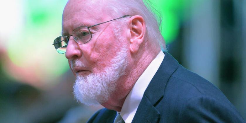 Para uns, a vida depois dos oitenta poderia parecer um réquiem, mas para John Williams ela continua sendo a fonte de constante inspiração para o melhor da música no cinema. Neste dia 08 de fevereiro, o compositor John Williams completa 89 anos de uma feliz e premiada existência.