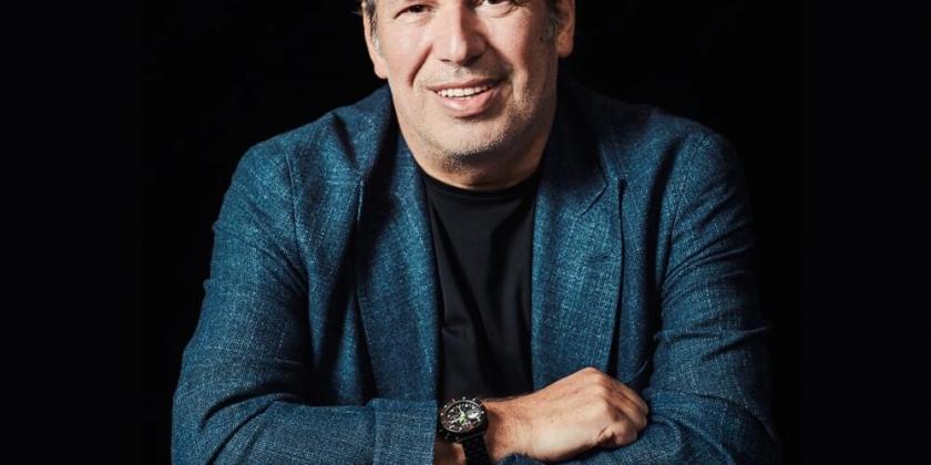 Hans Zimmer completou 67 anos no último dia 12 de setembro de 2024. No programa A Música no Cinema, vamos falar sobre essa verdadeira Academia de Compositores de Trilhas do compositor alemão.