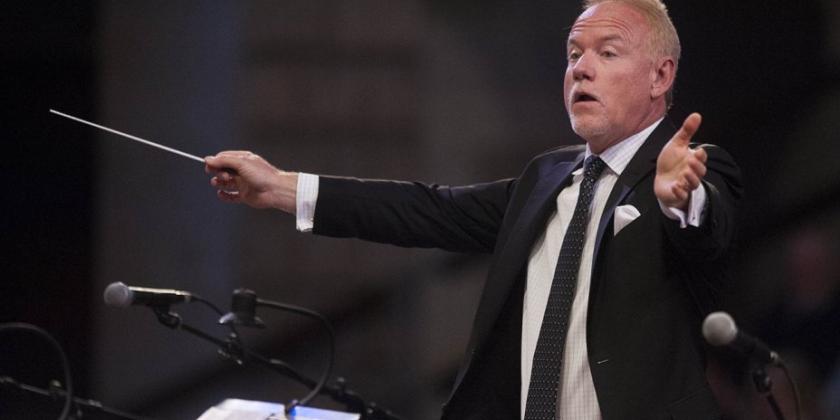 Certa vez John Debney afirmou que sua trilha favorita sempre foi a que ele compôs para o filme de 1995 A Ilha da Garganta Cortada. Não seria difícil imaginar o quanto que essa trilha o faz lembrar do lendário Erich Wolfgang Korngold em Capitão Blood de 1935, também a sua preferida daquele que o inspirou em inúmeras trilhas.