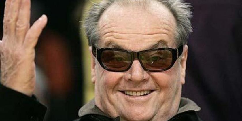 Jack Nicholson e a antológica ‘La Vie En Rose’ que ele interpretou por ocasião do filme “Alguém Tem Que Ceder” de 2003. Confiram!