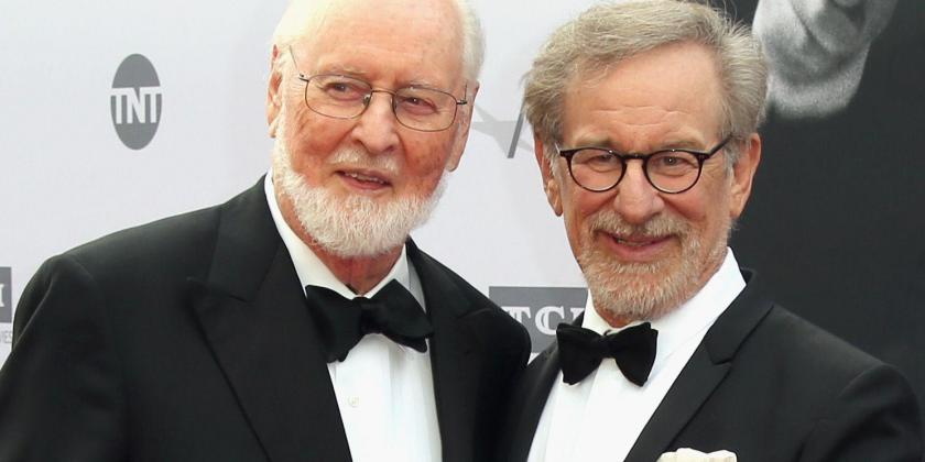 Steven Spielberg e John Williams celebram 43 anos de parceria cinematográfica.